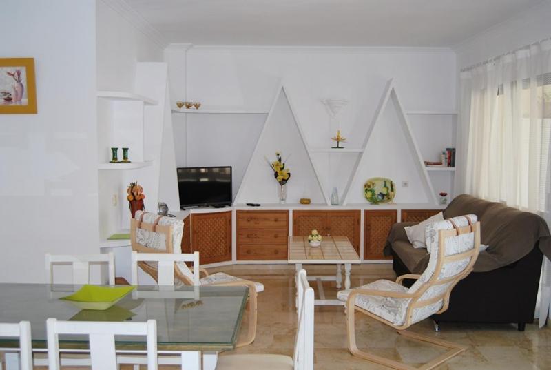 Apartamento Centro De Нерха Екстериор снимка