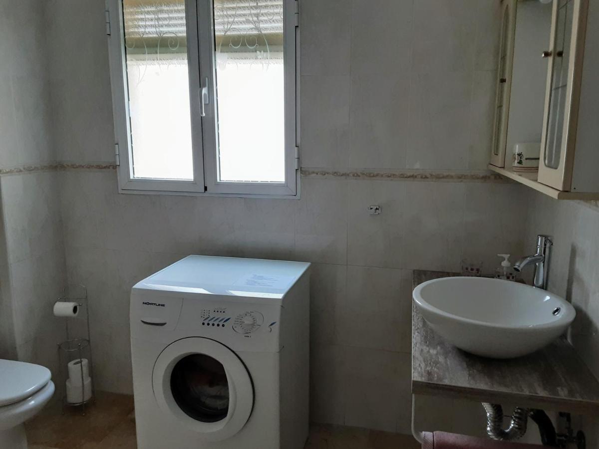 Apartamento Centro De Нерха Екстериор снимка